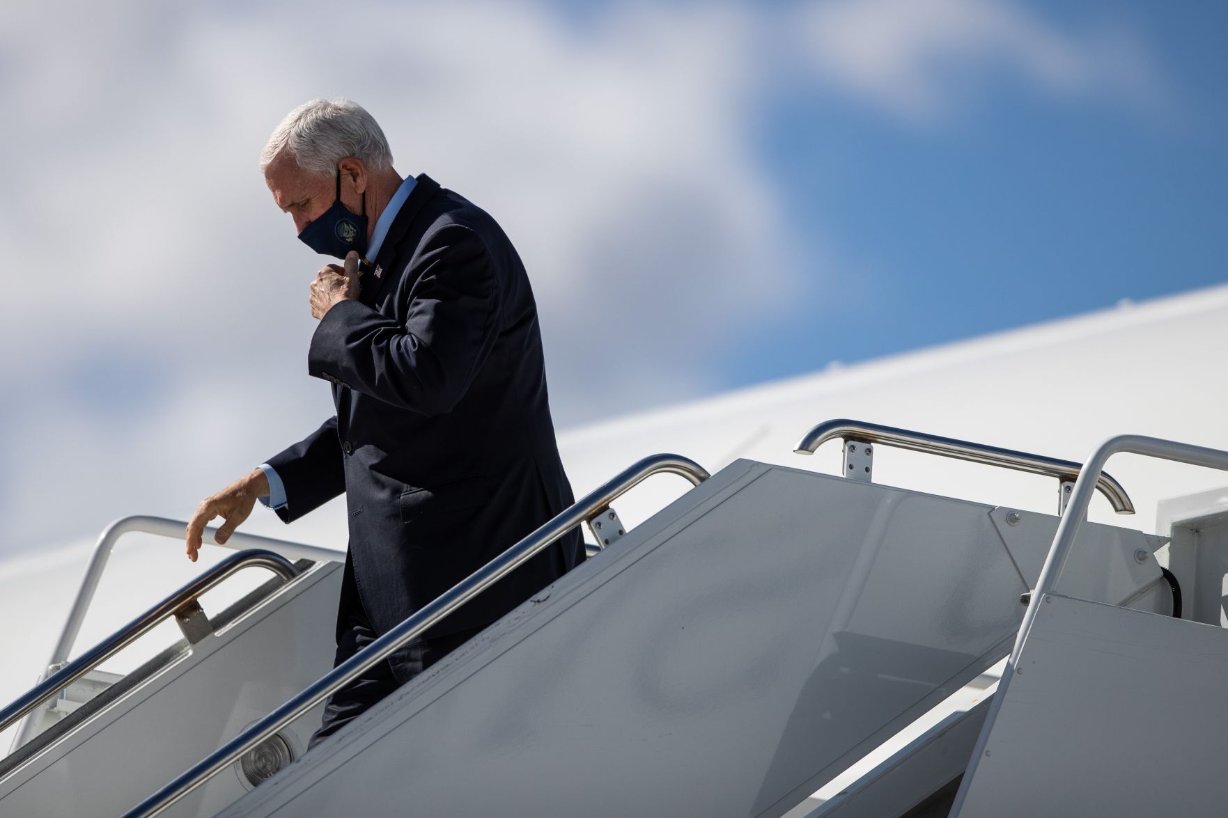 Pence visits Carter Lake